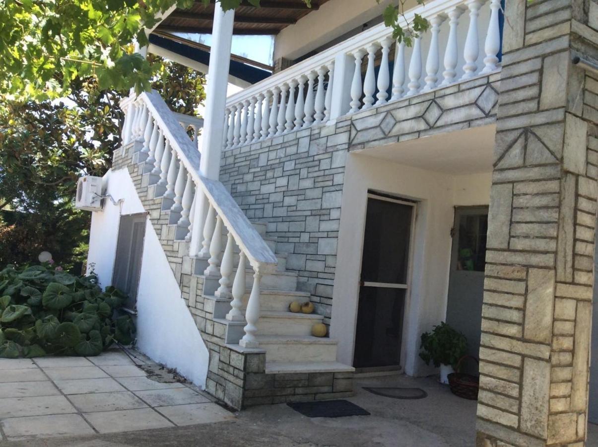 Ikidiki Beach Villa Ierissós Buitenkant foto
